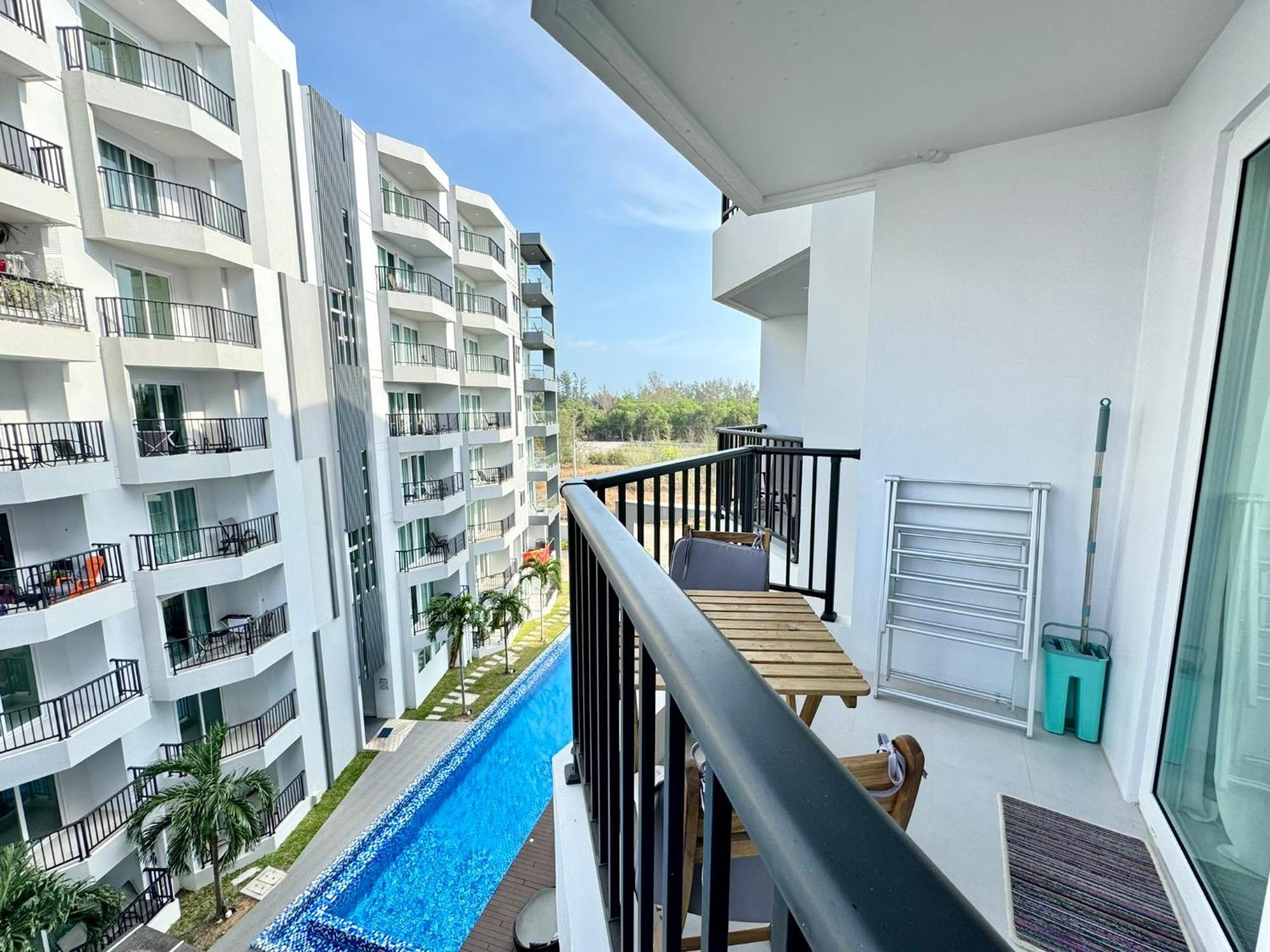 Mantra Beach Condominium Suite - Mae Phim Ban Tha Fat Экстерьер фото