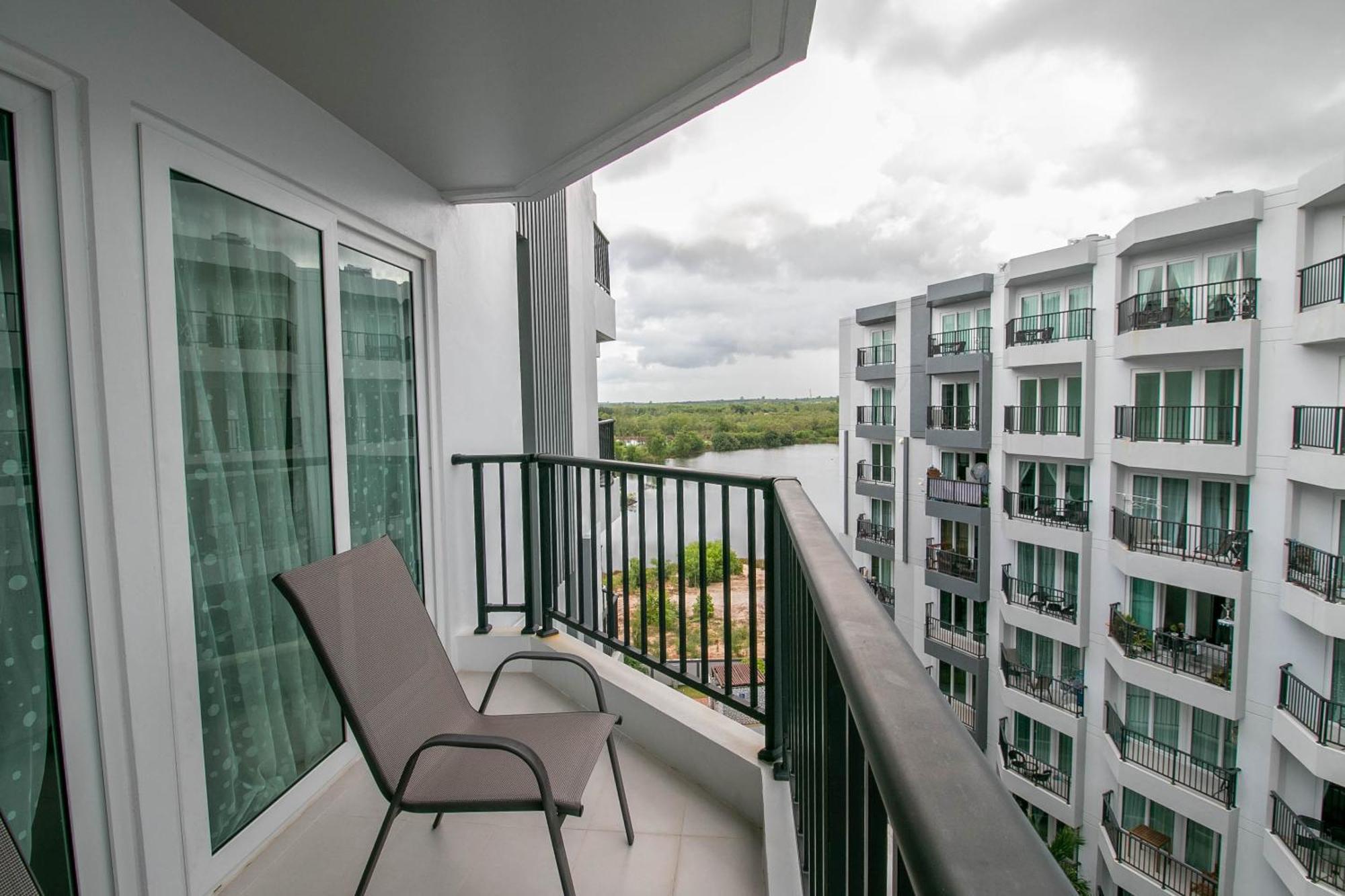 Mantra Beach Condominium Suite - Mae Phim Ban Tha Fat Экстерьер фото